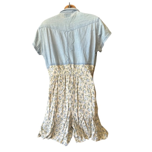 Gitano Light Blue Denim and Floral Button Up Shorts Romper with Pockets - Picture 10 of 11